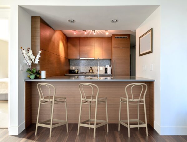 VICTOR BAR 65 Stool