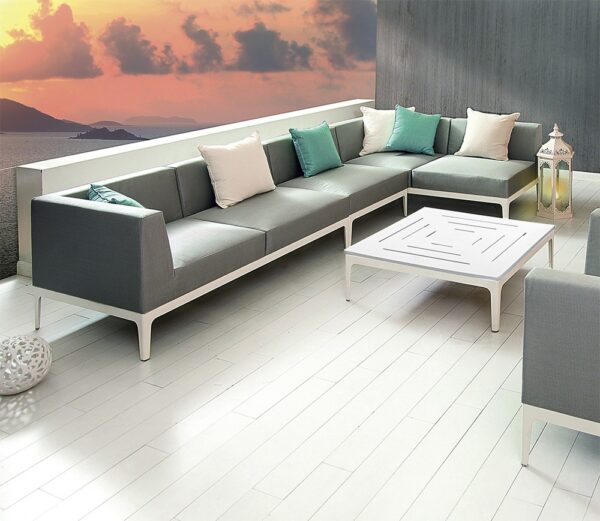 NIKOLAI armchair