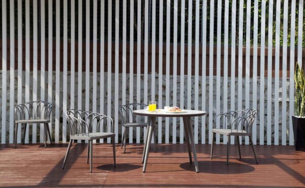 ARCH Armchair