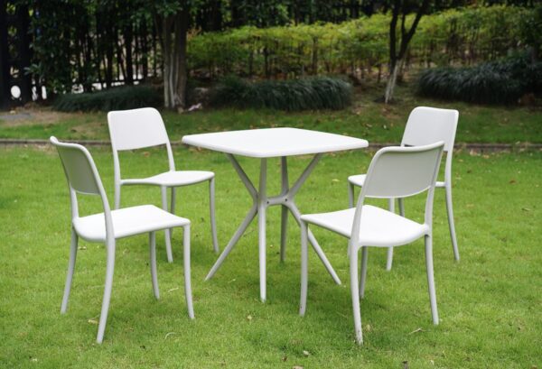 Charlotte chair