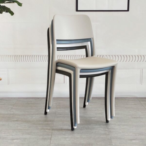 Charlotte chair