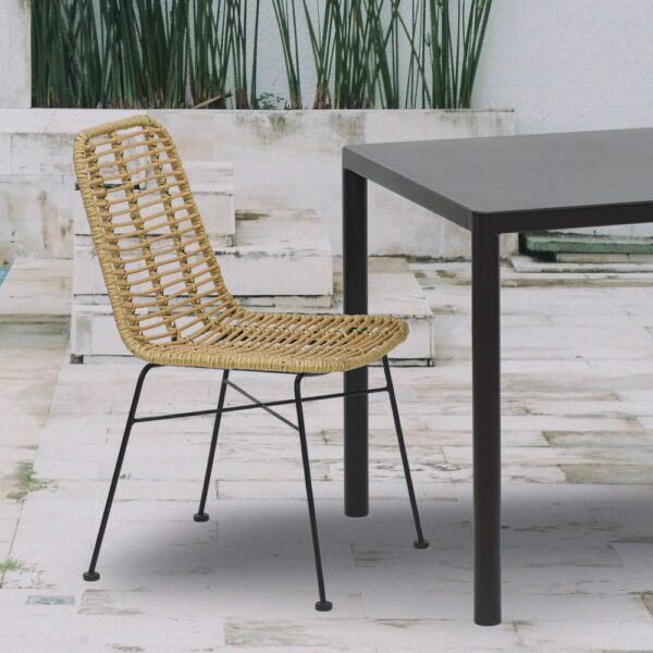 FOUR Table